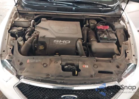 2013 Ford Taurus Sho z USA, uszkodzony, nr VIN 1FAHP2KT2DG107653